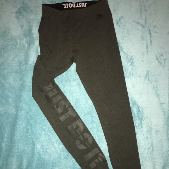 Army green Nike leggings - Picture 2 of 4